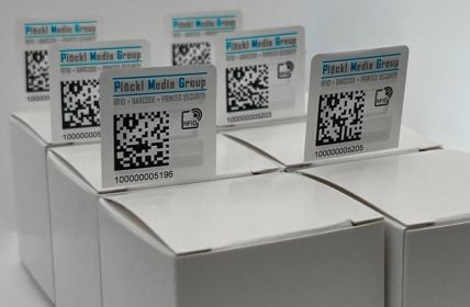 Plöckl Media Group zeigt maßgeschneiderte RFID-Etiketten auf LogiMAT (Foto: Plöckl Media Group GmbH)