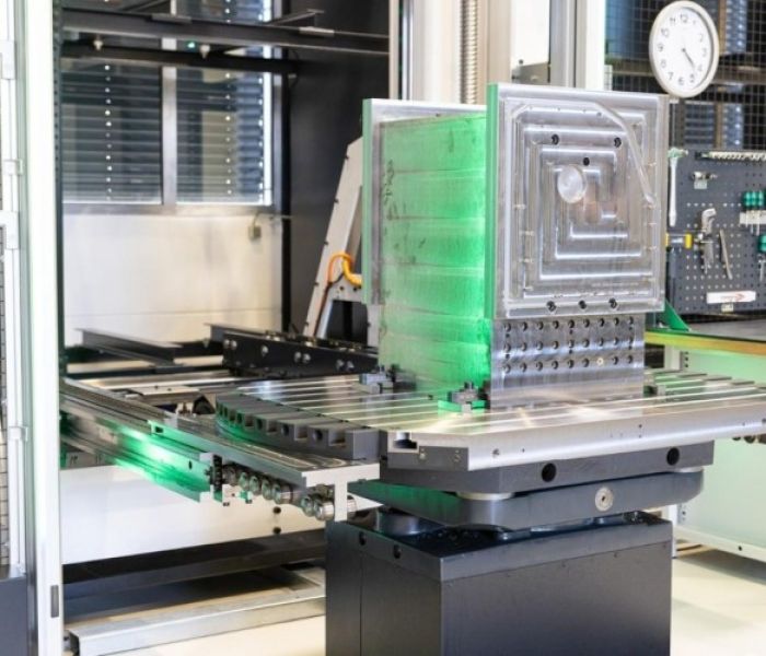 Verstellbare Teleskopgabeln erm&ouml;glichen platzSparer Anordnung (Foto: WASSERMANN TECHNOLOGIE GmbH)